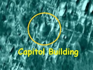 Melted ruins on mars resembles city with capitol building