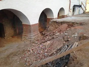 mudflood_arches.jpg