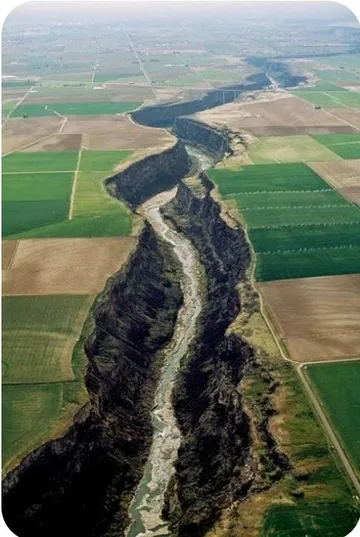 snake_river_scarring.jpg